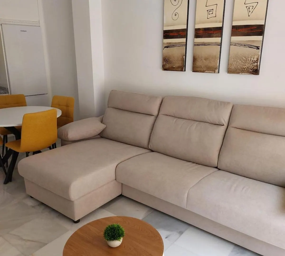 Apartamento A 100 Metros De La Playa, Centrico Fuengirola Spain